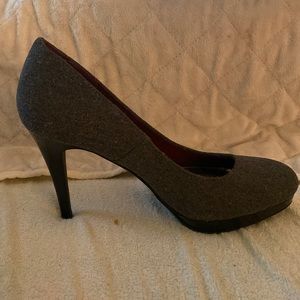 Gray Textured Christian Siriano Heels - Size 7